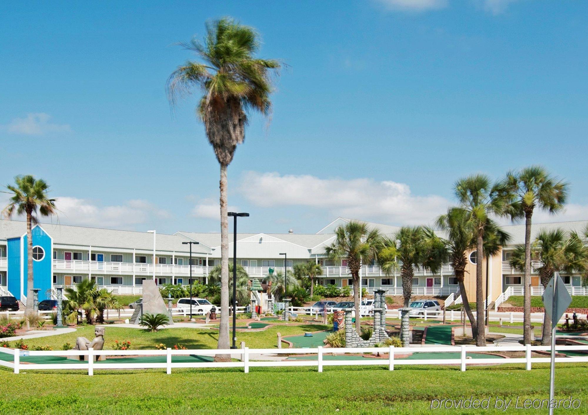 Hotel At The Waterpark Galveston