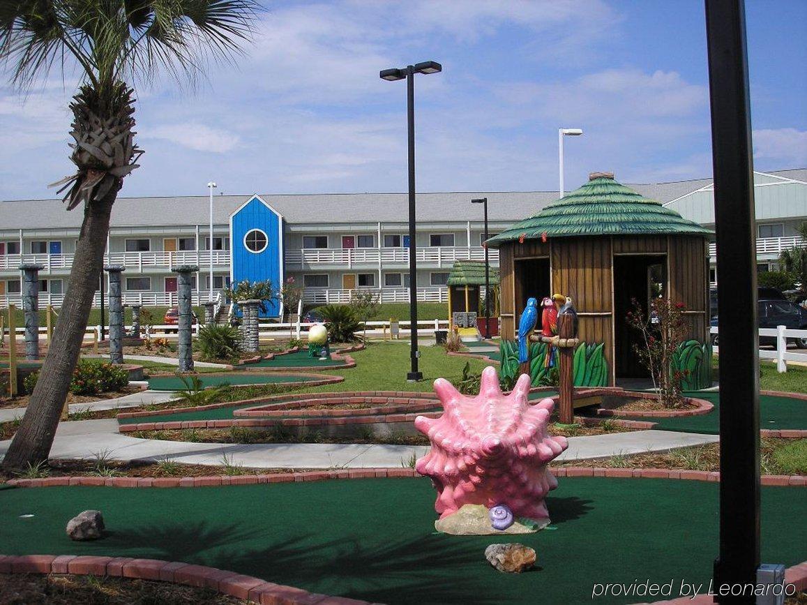 At The Waterpark Hotel 3*